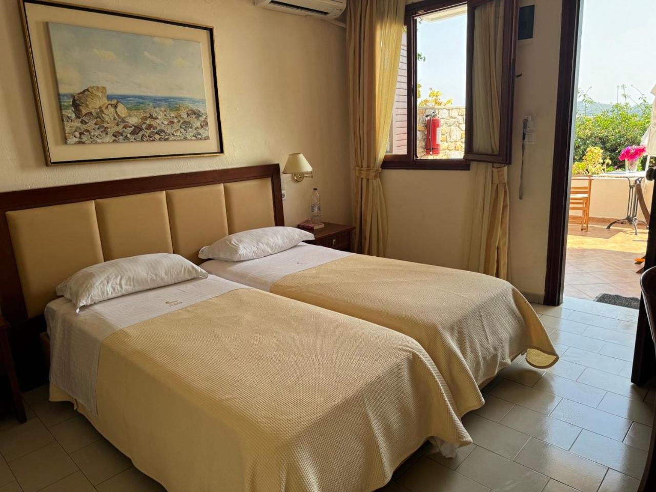 Economy Double or Twin Room,1611220850:JPEG